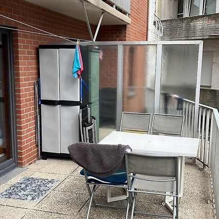 Appart Sympa 6P Avec Garage Et Terrasse Ensoleillee Et Spacieuse A 25M De La Mer Westende Middelkerke Esterno foto